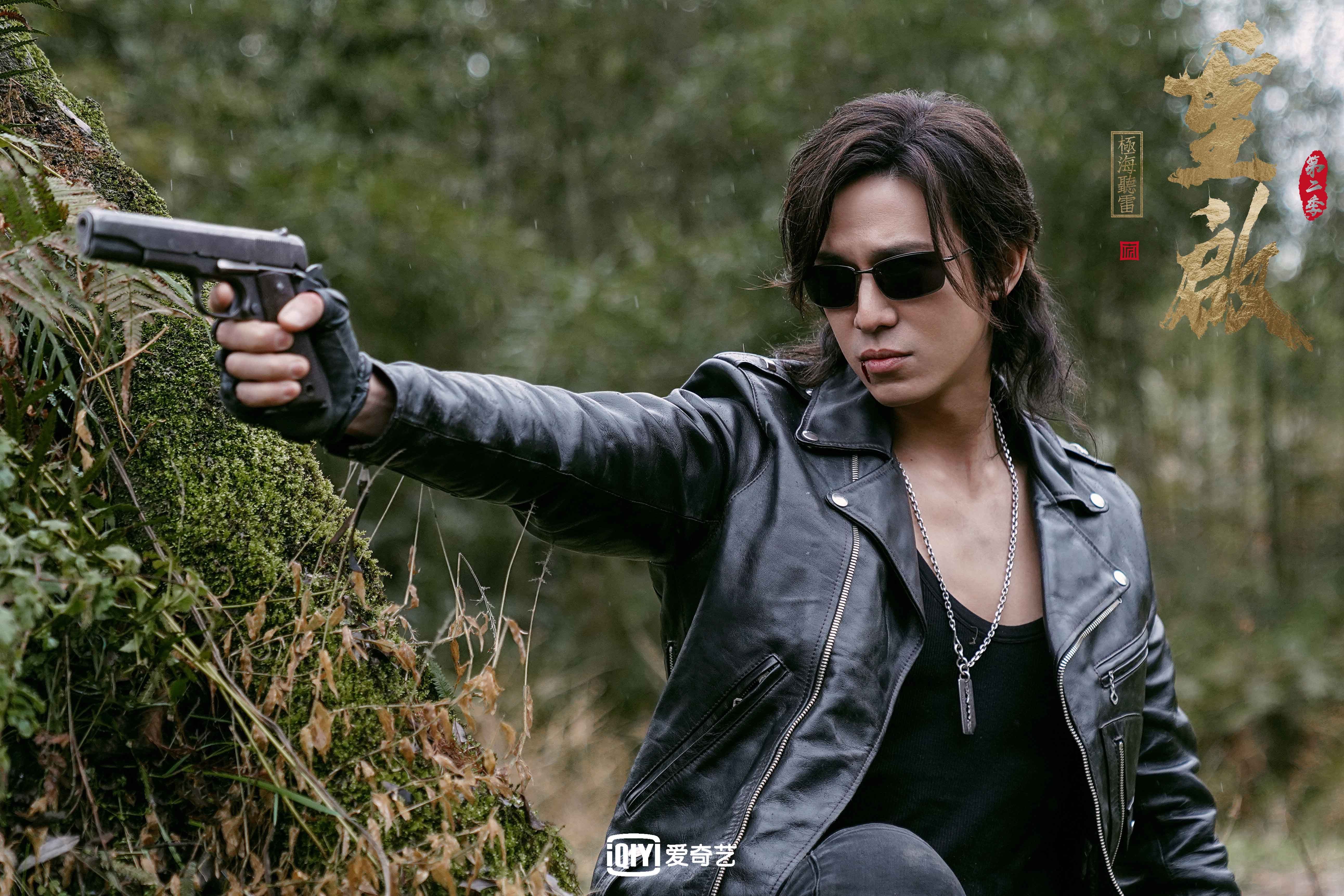 随机青少足球学校与国际足球培训机构合作蓬勃发展，青少年足球训练营招生